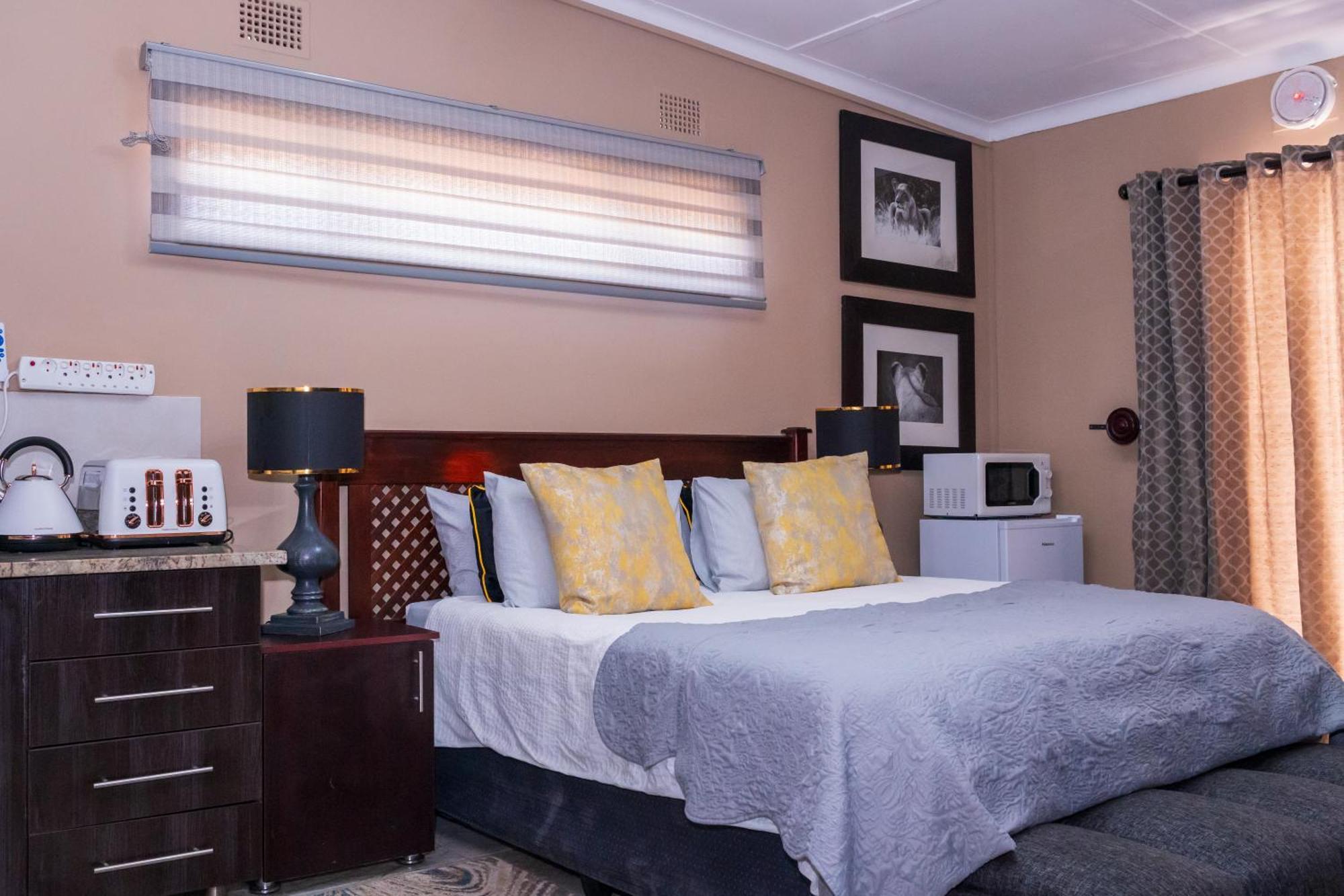 High Court Self Catering Apartments Mbombela Екстер'єр фото